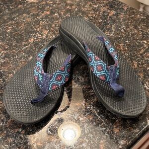 Chaco Black and Blue Patterned Sandals